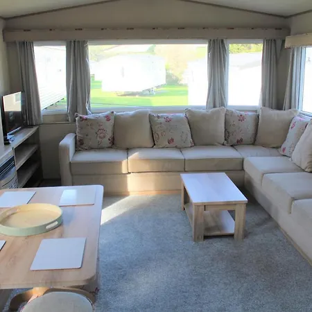 Newquay Bay - Spacious - Sleeps 6 - Close To Porth Beach Holiday home